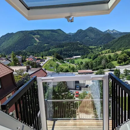 In Near Slopes Apartment